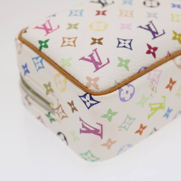 LOUIS VUITTON Wapiti Clutch Bag - Picture 14 of 16